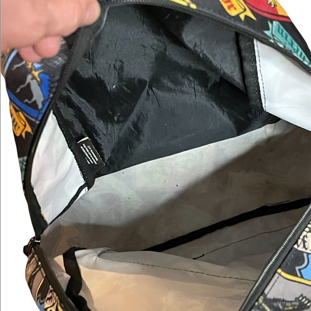 ‎Harry Potter standard size backpack - Picture 2 of 7